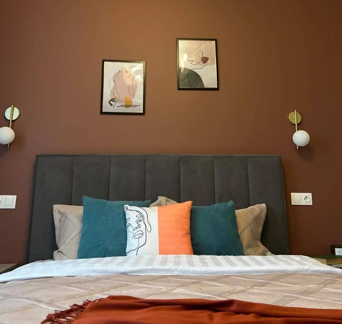 Apartamento Red And Green Astaná